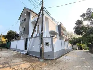 Luxury 3 Storied House For Sale Hokandara Road , Talawtugoda