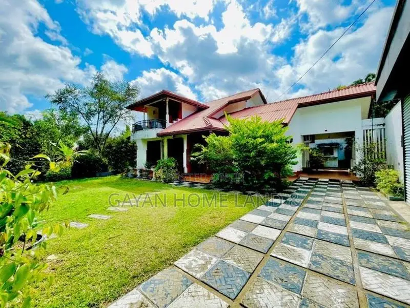 පර්චස් 15.5 ක් සහිත අගනා දෙමහල් නිවසක් විකිණීමට බණ්ඩාරගම නගරාසන්නයෙන්