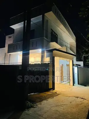 2storied house for sale in Rathmalana