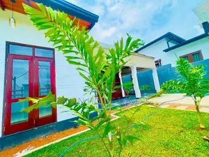 Brand New Quality Spacious House For Sale In Kahathuduwa Polgasowita