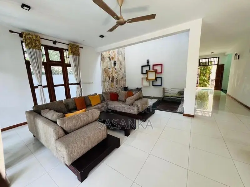 Thalawathugoda Architect Designed Super Luxury House Available For Sal