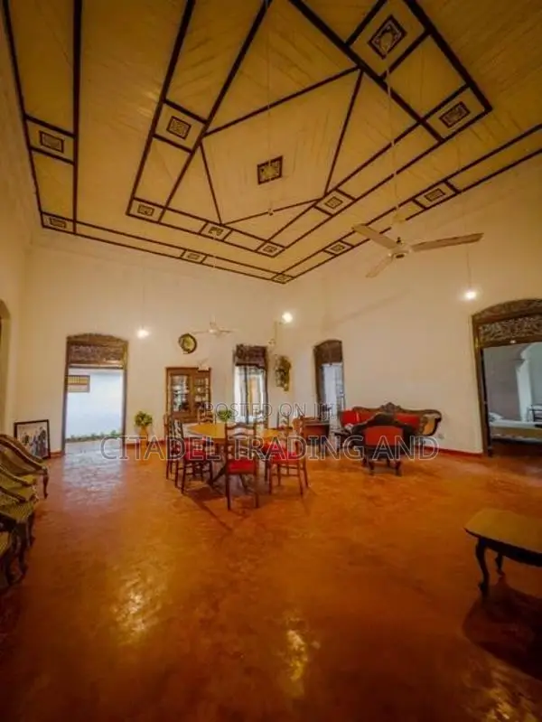 3 Story Hotel With Luxury Walawwa For Sale In Kalutara - CC713