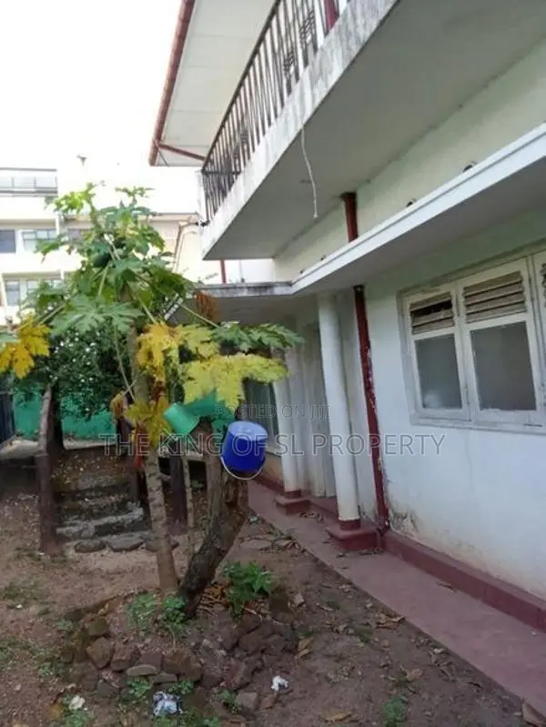 House for sale in Colombo 08