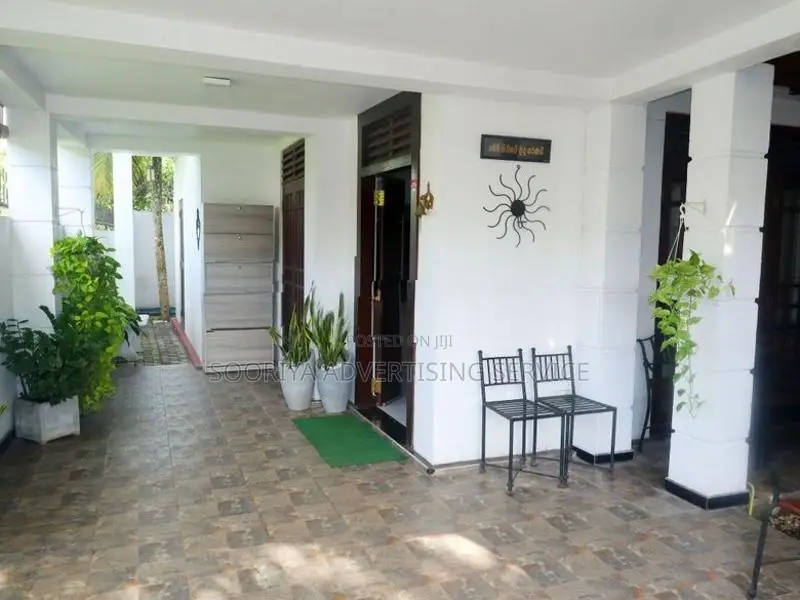 Luxury Home for Sale with Furniture in Piliyandala