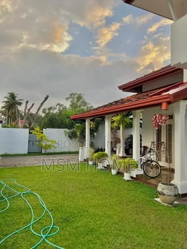 Complete House For Sale in Negombo