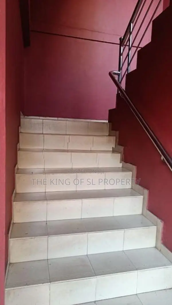 Building for sale in Maharagama