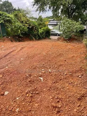 Land for sale in Nugegoda ( Mirihana )
