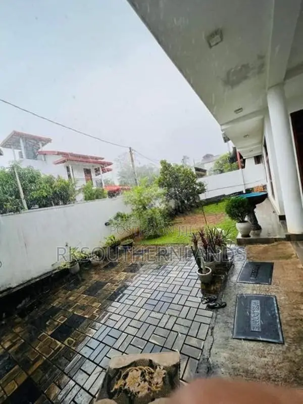 Two storey new house for sale in Thalpawila matara.
