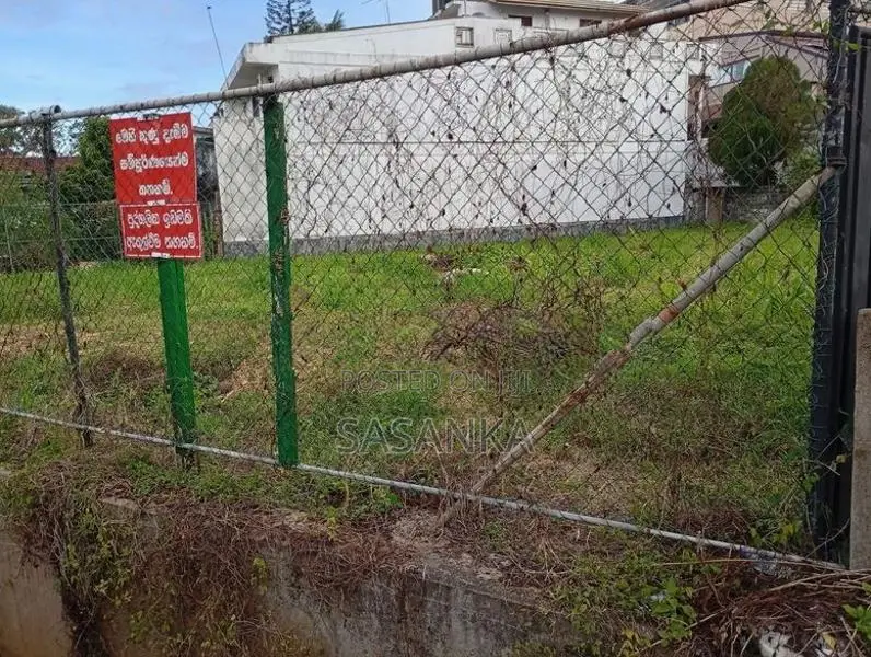 Mount Lavinia Temples Road 26 Perches Land For Sale
