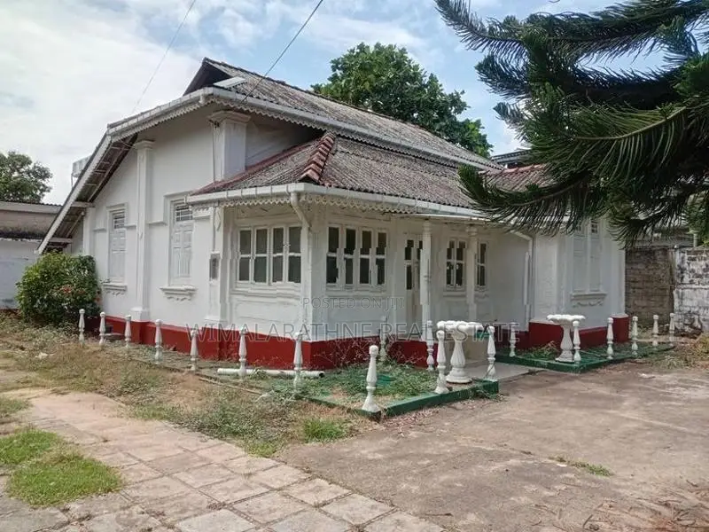 Land for Sale in St.Ritas road Mount Lavinia
