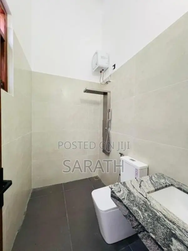 Well Build Single Storied House Sale Thalahena