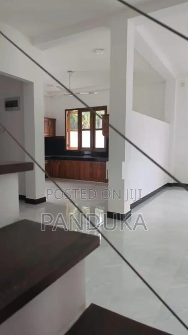 Brand new house with swimming pool for sale in Biyagama - Kottunna roa