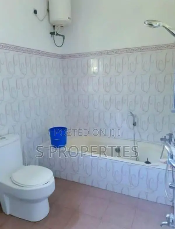 SOLID HOUSE FOR SALE IN KAHAWATTA