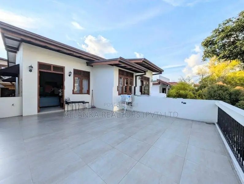 Newly Built House for Sale in Nedimaala, Dehiwala
