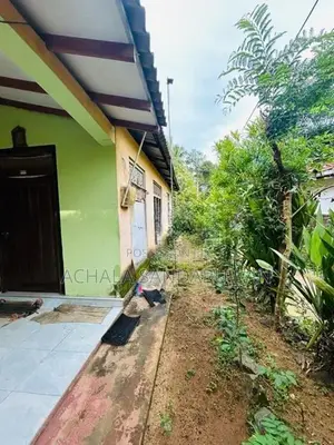 නිවසක් සහිත ඉඩමක් විකීනීමට වැලිවේරිය