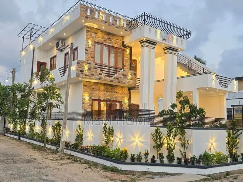 Perfect Brand New Box Modern House For Sale in Negombo