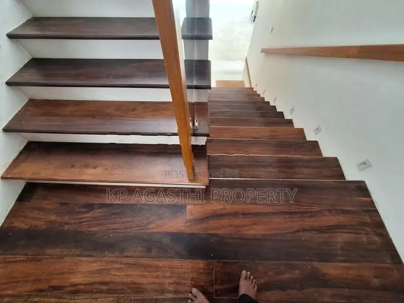 super luxury modern house for sale in battaramulla