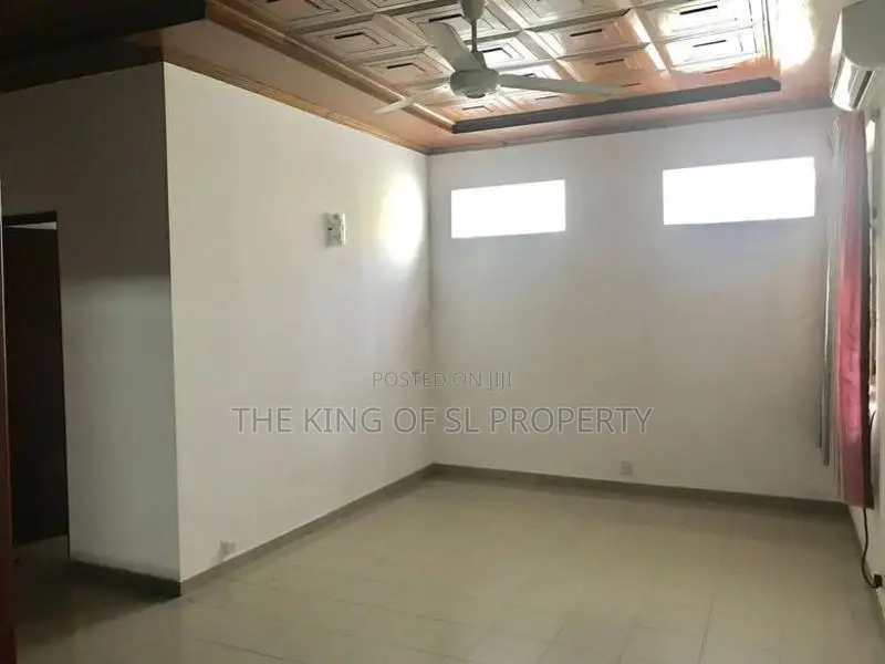 House for sale in Dehiwala (Nedimala )