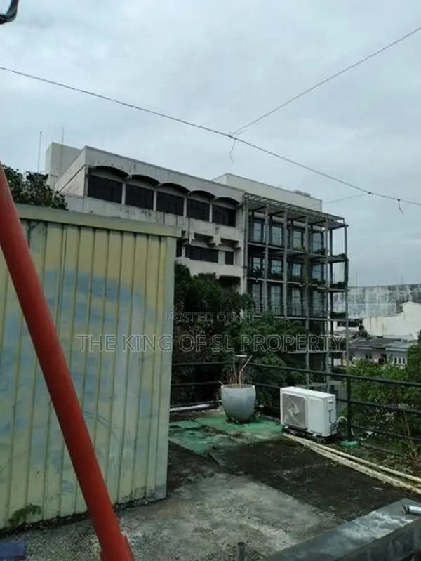 Building for sale in Colombo 02