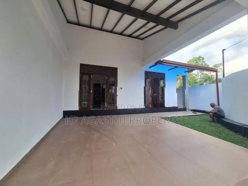 battaramulla house for sale
