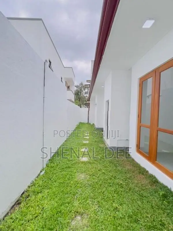 Modern Brand New House Sale Malabe