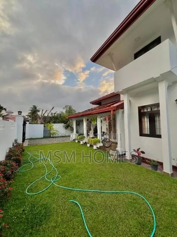 Complete House For Sale in Negombo