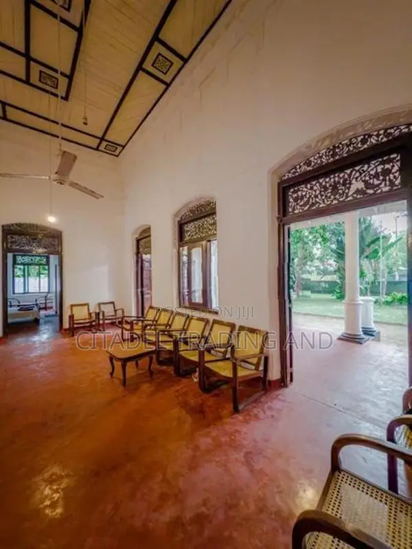 3 Story Hotel With Luxury Walawwa For Sale In Kalutara - CC713