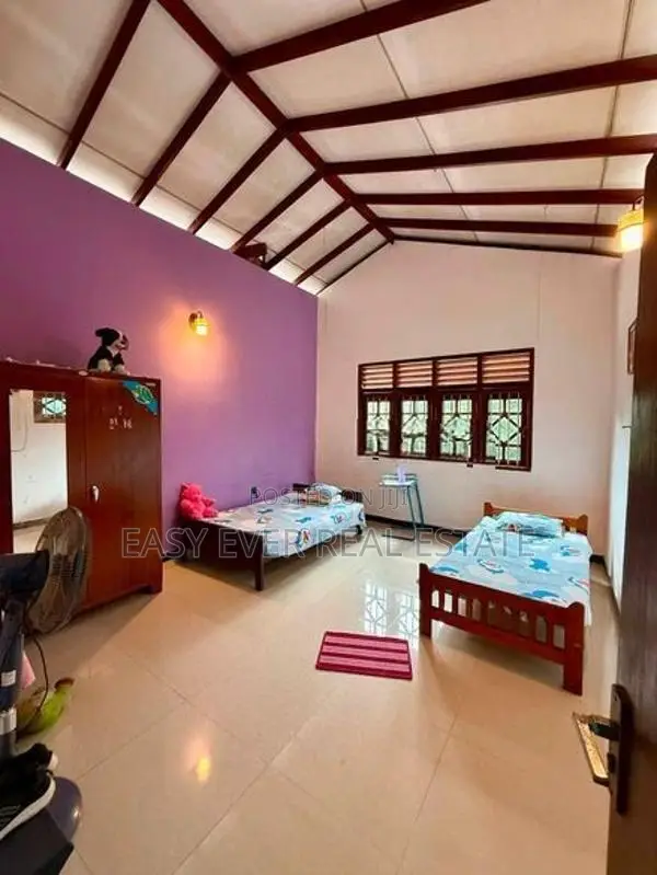 ප්‍රධාන මාර්ගයට මීටර් 250 යි අංගසම්පූර්ණ දෙමහල් නිවස විකිණීමට|KK 11062
