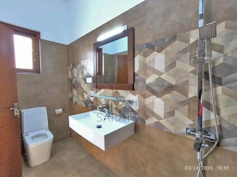 Brick Walls Brand New House Sale Talawatugoda