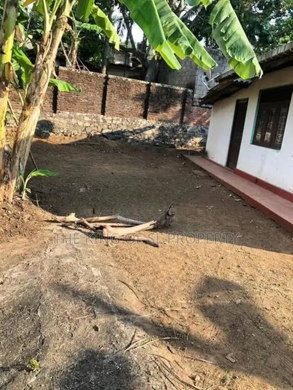 Land for sale in Ragama