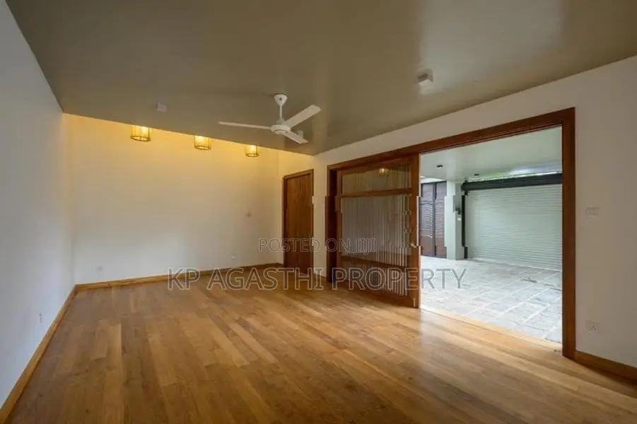 brand new super luxury house for sale in piliyandala