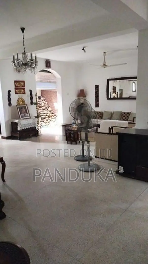 House for rent in Dehiwala - Kalubowila