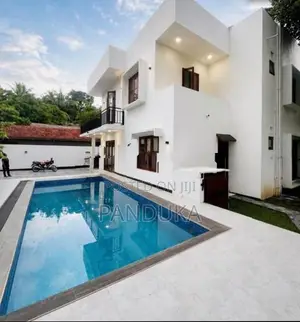 Brand new house with swimming pool for sale in Sapugaskanda