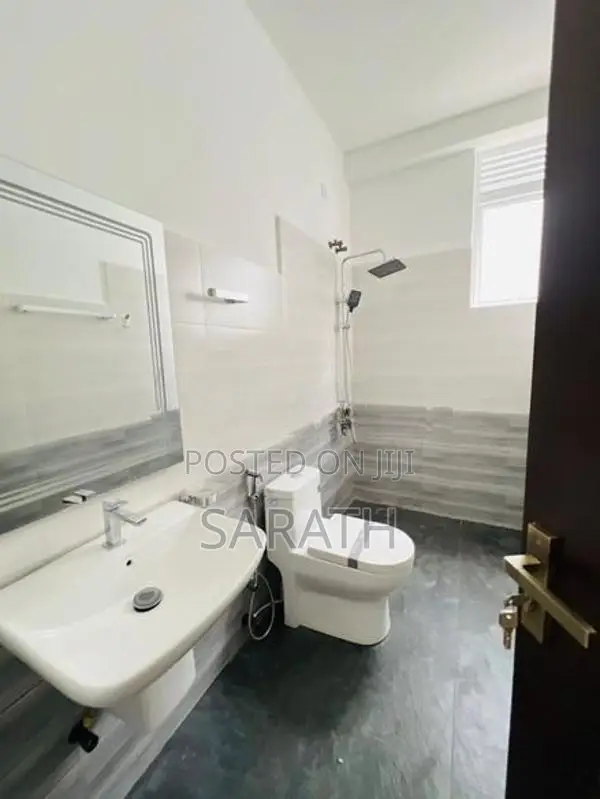 3 Bed With Brand New Super House In Malabe