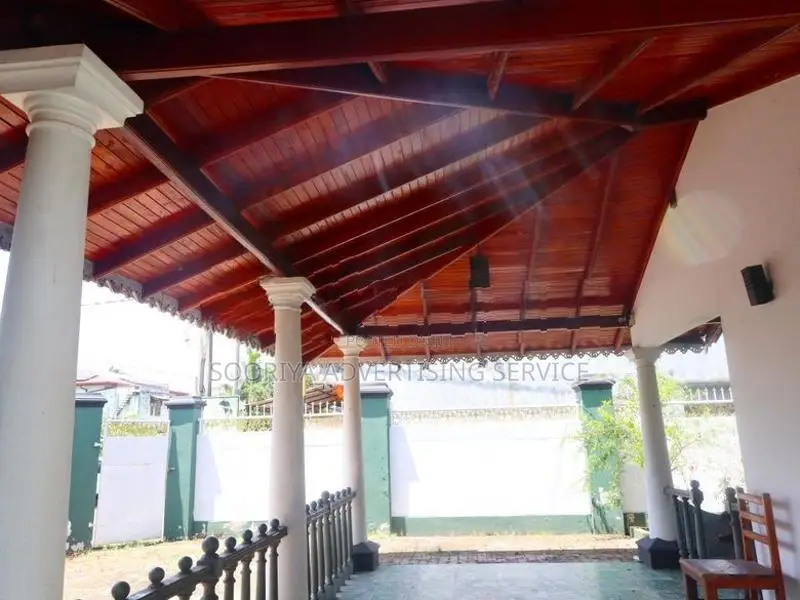 Two-Storey House for Sale in Katuwapitiya