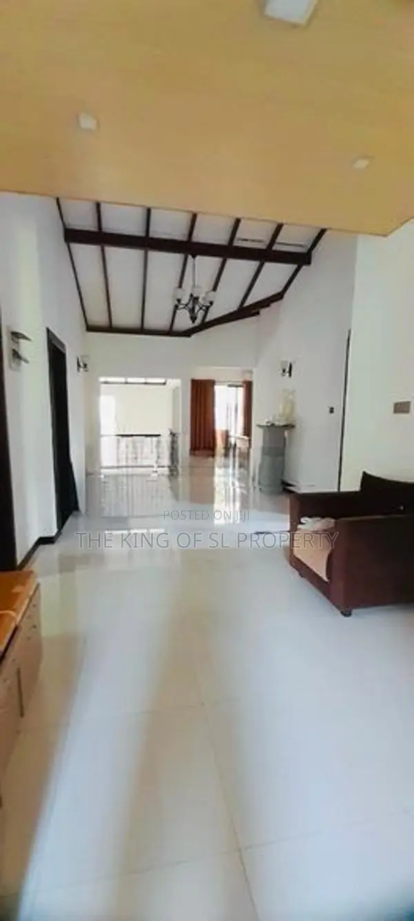 House for sale in Piliyandala