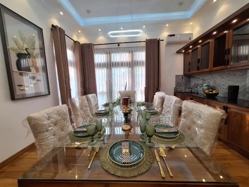 newly house with fully furnitured for sale battaramulla