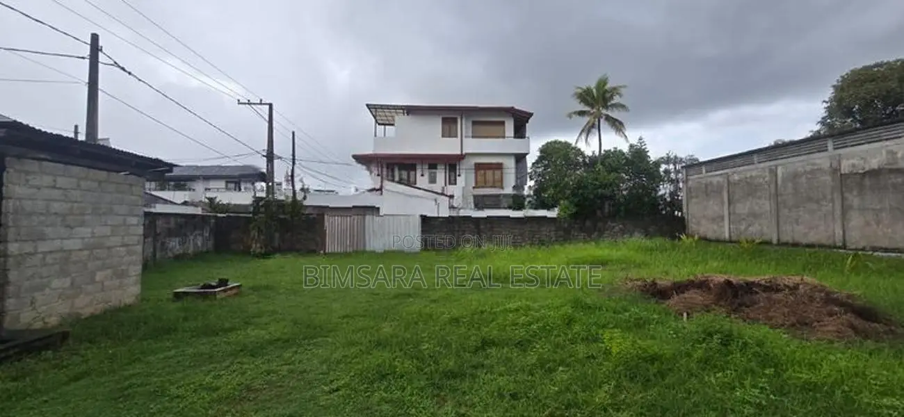 19.3 Perch Prime Commercial Land Facing Nawala - Koswatta Road | SL148