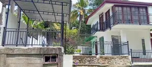 Beautifully Newly Renovated House for Rent,Can be used as Home or Offi