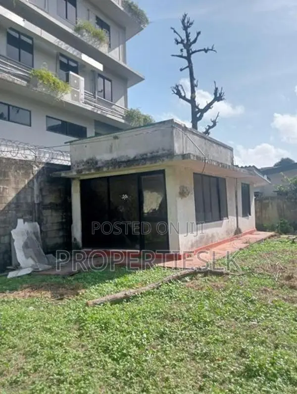 Nugegoda Commercial Land for Rent