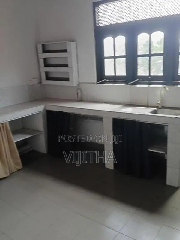 Two Unit House for Sale Pitakotte