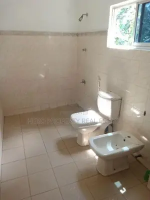 HJR102 - Upstairs House for Rent in Kadawatha