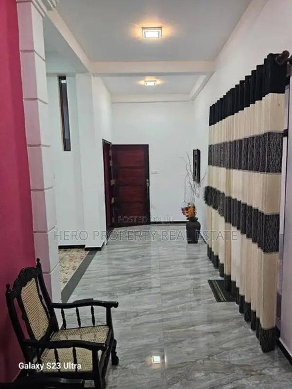 3 Story Modern House for Rent in Piliyandala