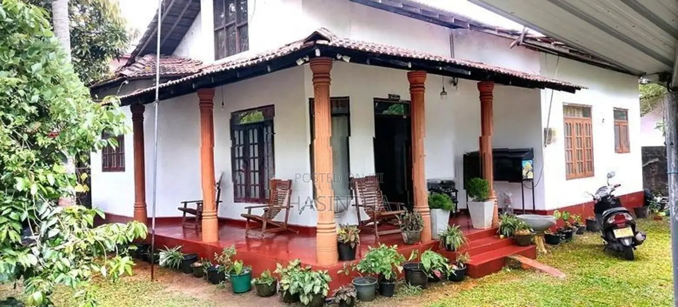 නිවසක් සහ ඉඩම විකිණීමට – සීදුව, කොටුගොඩ