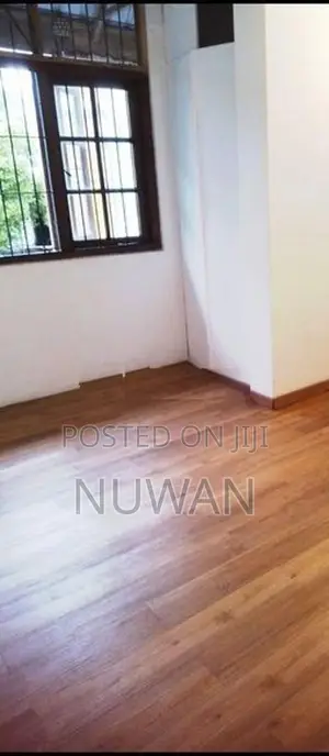 ( 56R384) 2 storied stand along house in Colombo 05