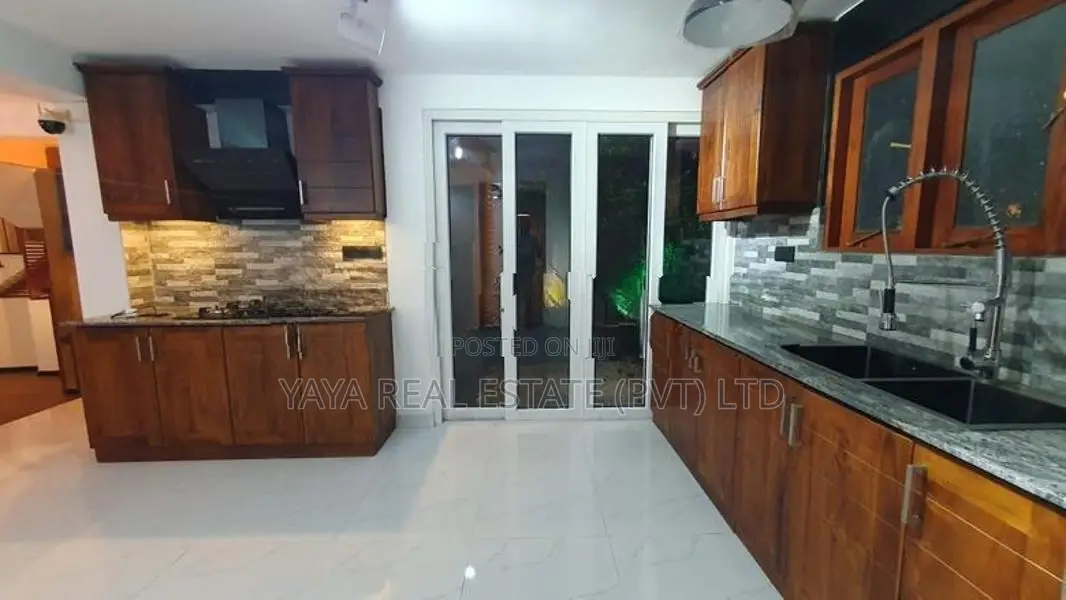 Luxury House For Sale In Pannipitiya