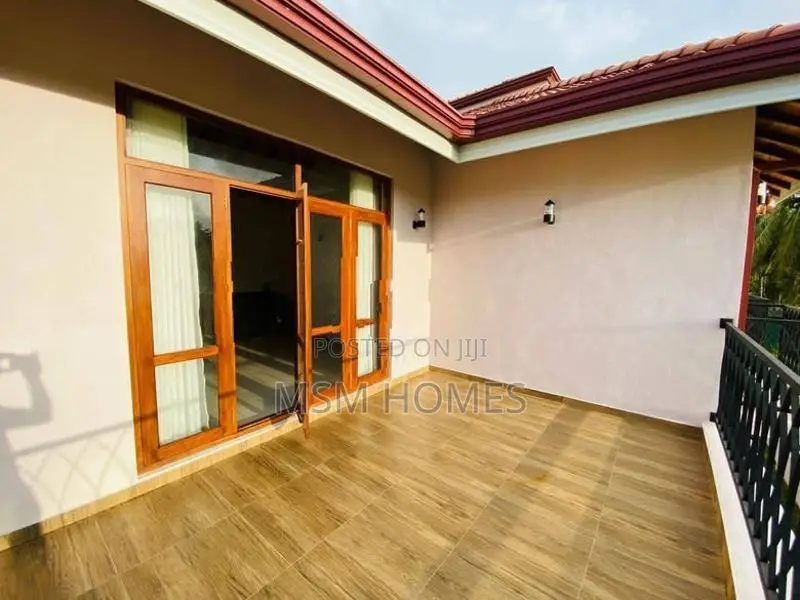 Good Quality Brand New 2 Story House For Sale in Negombo