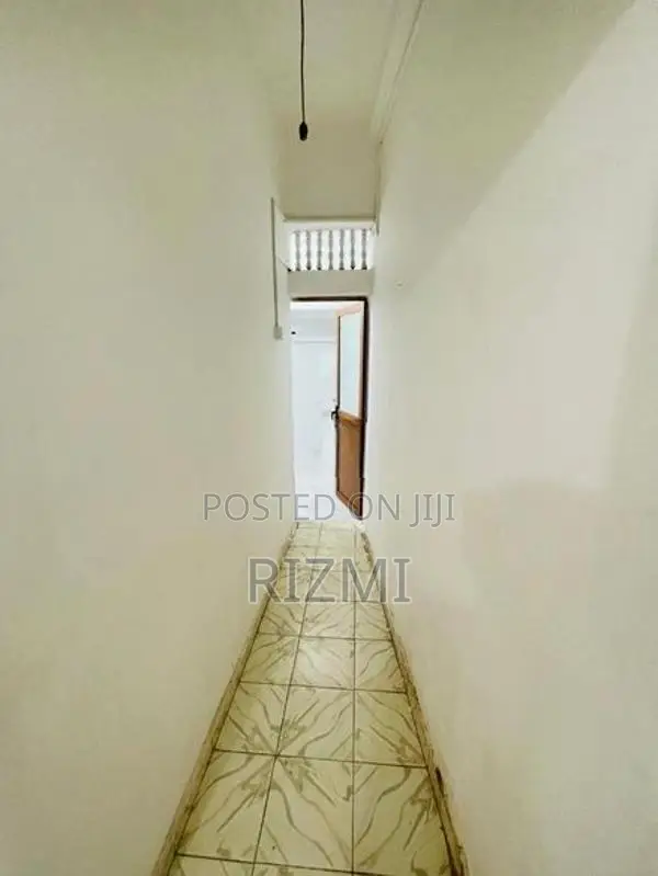 ground floor 1BR unit for rent in kalubowila jayasamagi mawata
