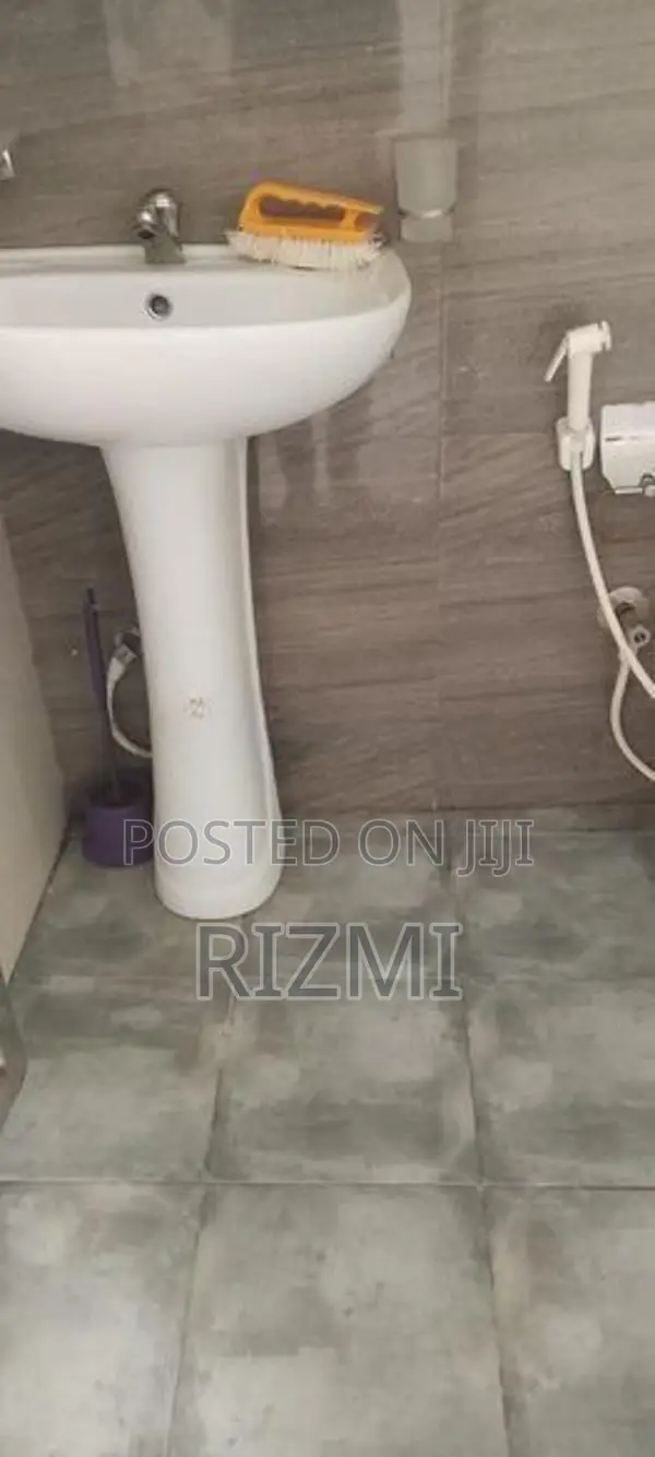 first floor 2BR house for rent in kirulapana balapokuna rd