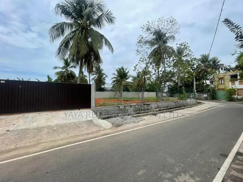 Residential Land For Sale In Boralesgamuwa